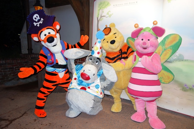 http://www.kennythepirate.com/2012/10/05/tigger-eeyore-pooh-and-piglet-at-mickeys-not-so-scary-halloween-party/